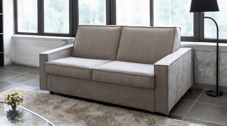 Divano letto La Thuile con materasso di 18 cm e design elegante